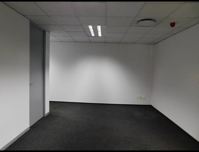 542M² OFFICE TO LET IN PARKTOWN